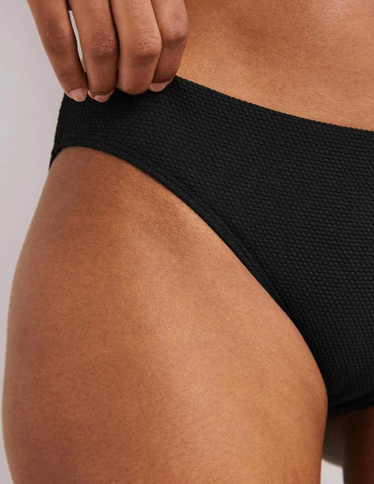 Classic Bikini Bottoms-Textured Black-Boden Best