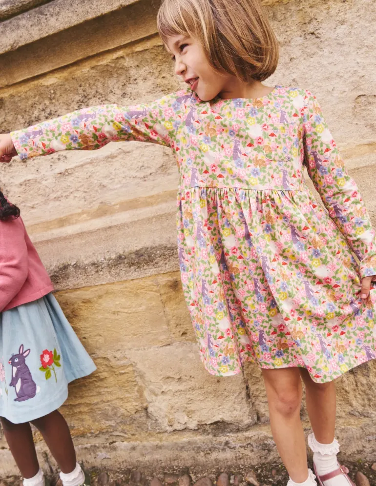 Long-Sleeved Fun Jersey Dress-Vintage Pink Bunny Field-Boden Shop