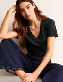 Regular V-Neck Slub T-shirt--Boden Best